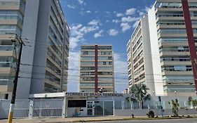 APARTAMENTO NA PRAIA CENTRO De BERTIOGA